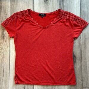 Modern Canvas Women's T-shirt Small Red Bohemian